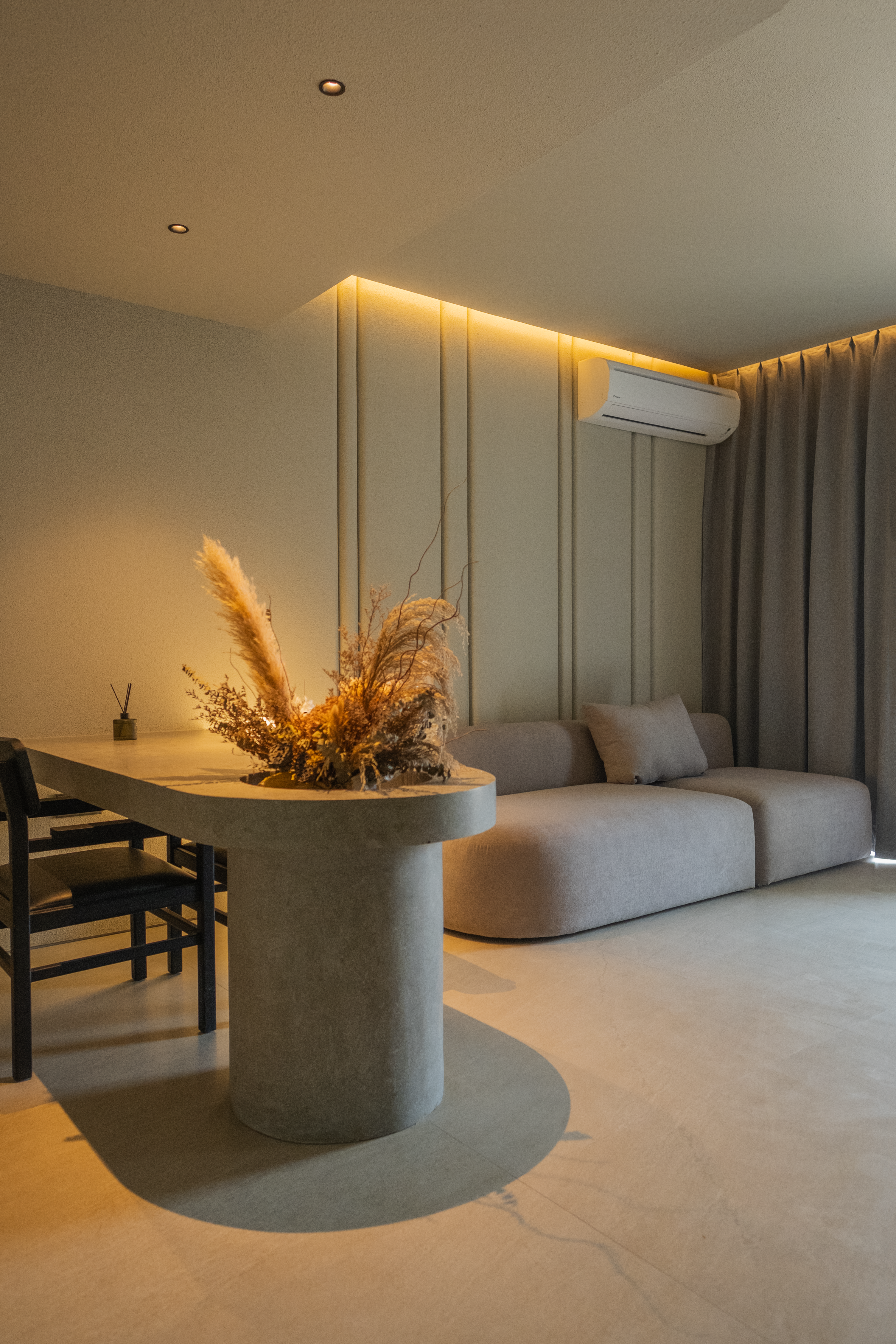 1 Bedroom Apartment in Elison — photo 1