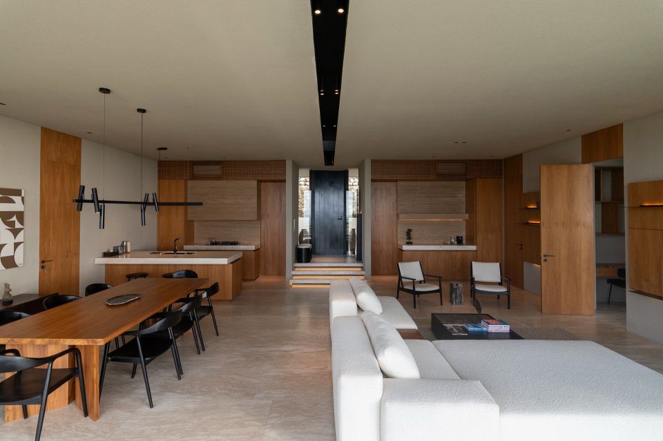 MELV Ocean 2BR C2 2024-Dec-25 (Grabchilev) H26