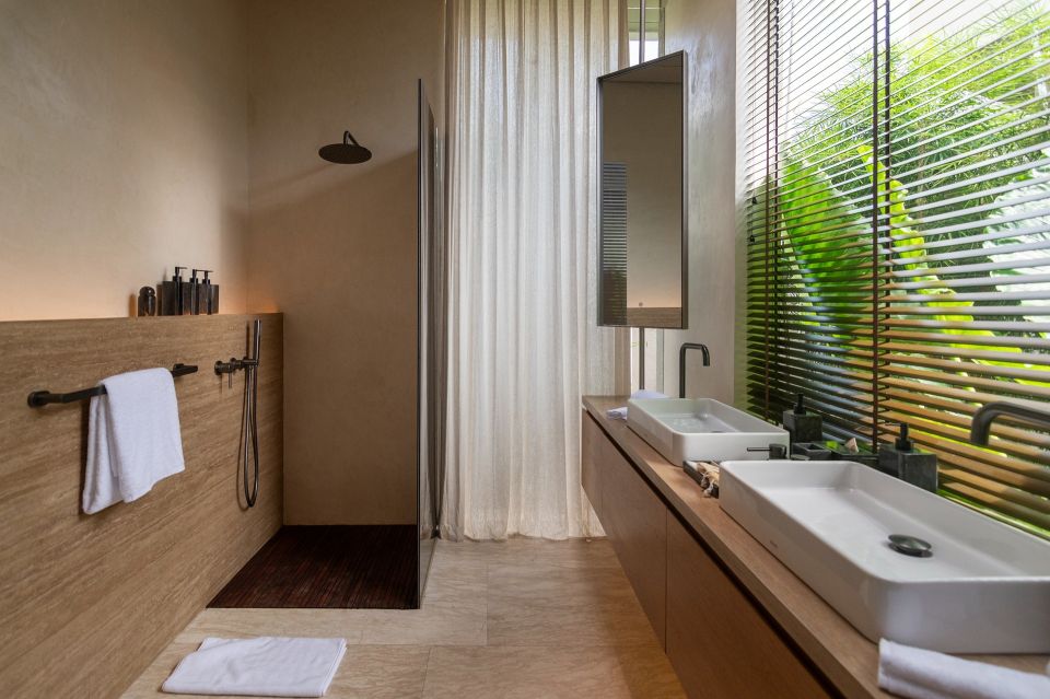 MELV Ocean 2BR C2 2024-Dec-25 (Grabchilev) H53