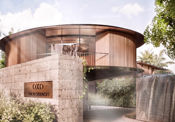 Clubhouse Entrance-2